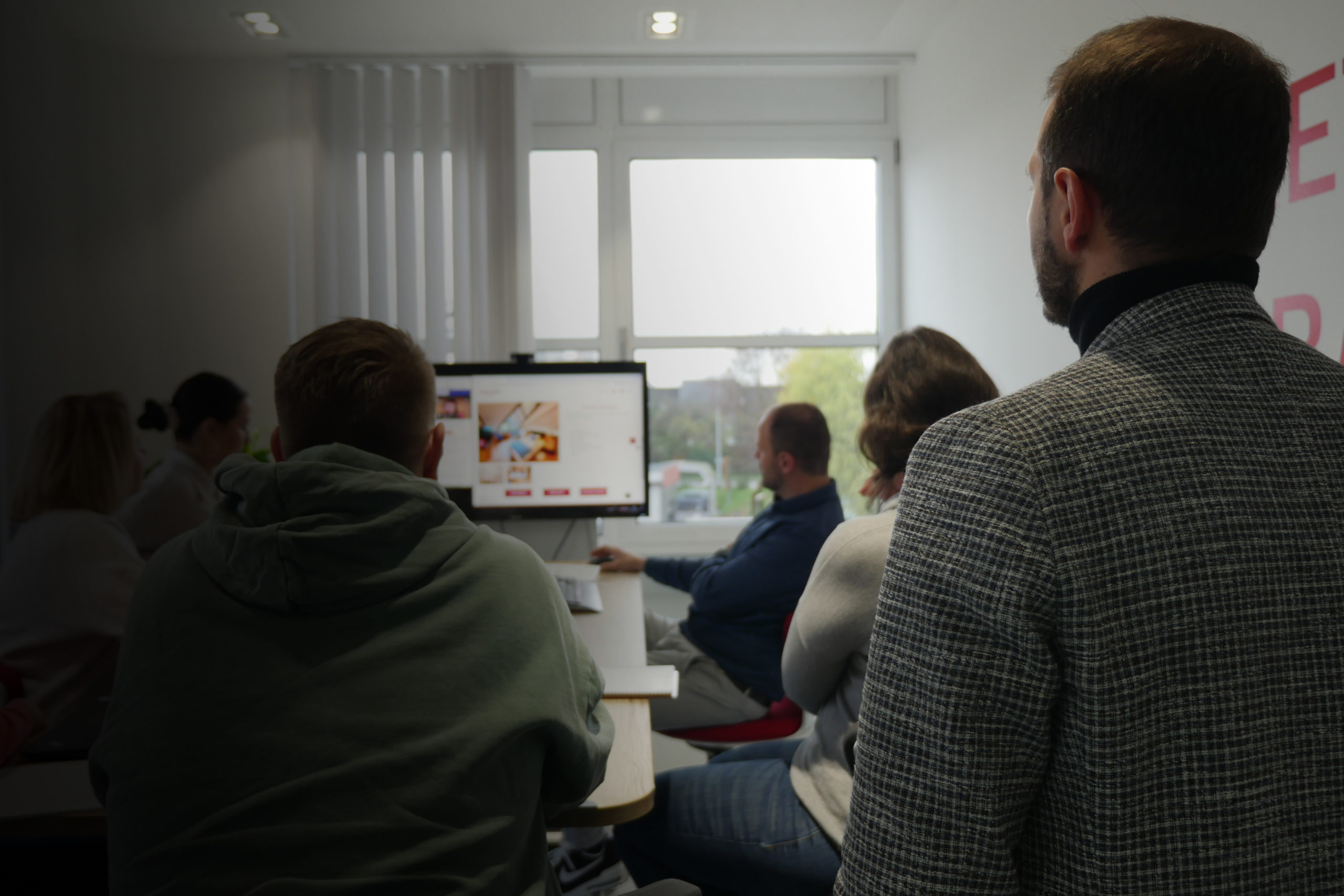 aktivComm GmbH