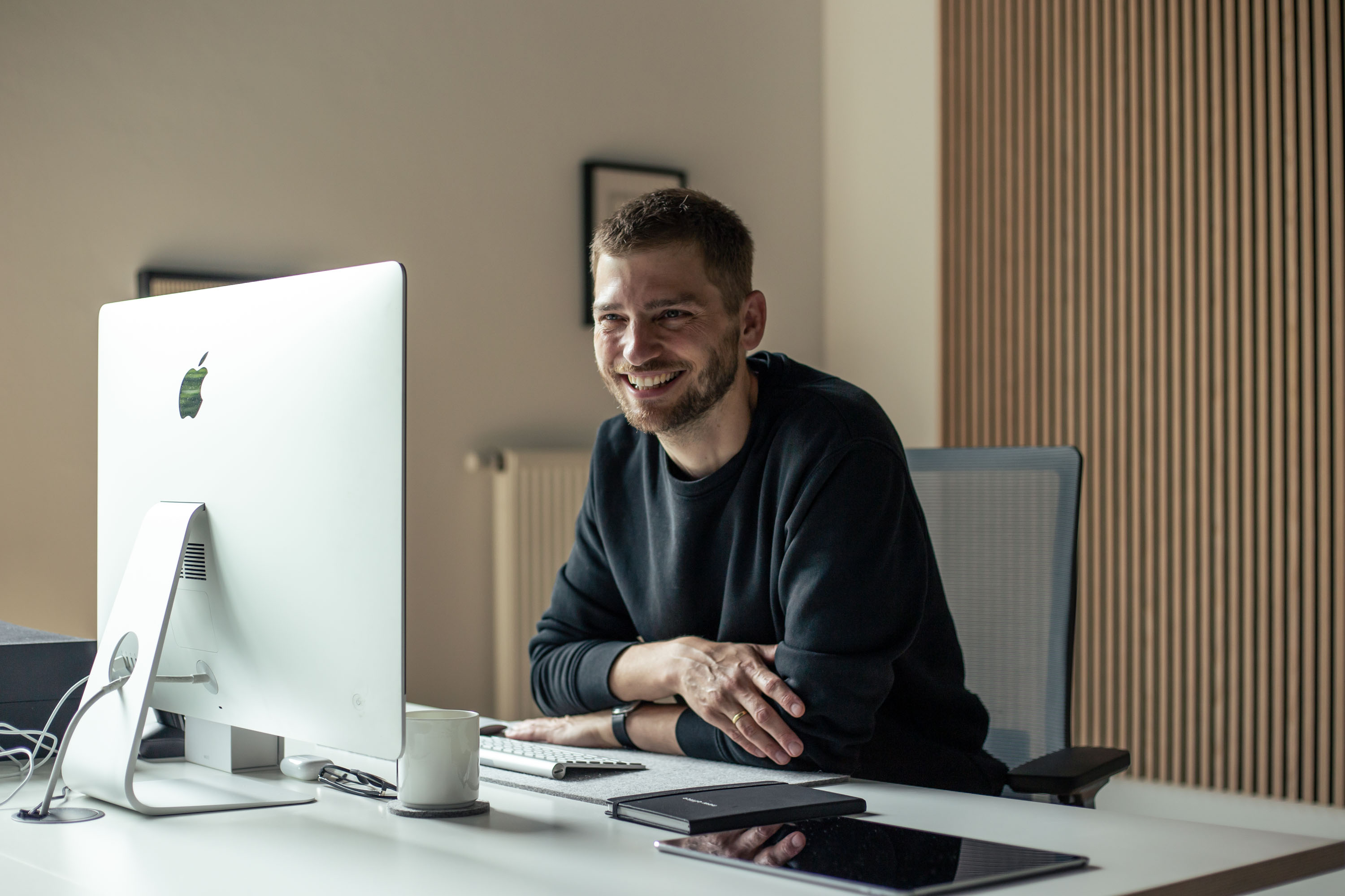 new office – Branding & Corporate Design Agentur